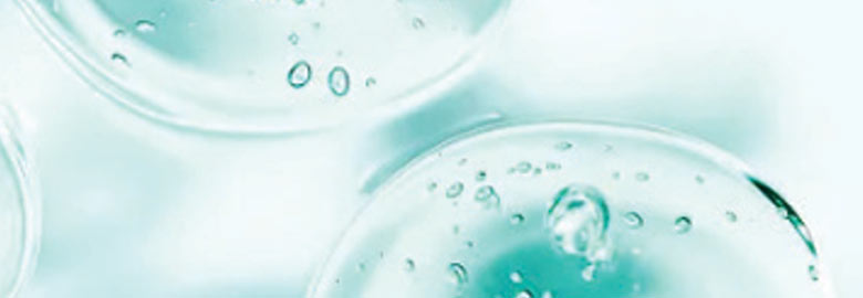 Glyceryl Glucoside: Supports balanced hydration while helping defend against environmental stressors.